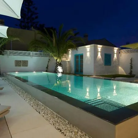 Luxe, Puerto Banus, Marbella