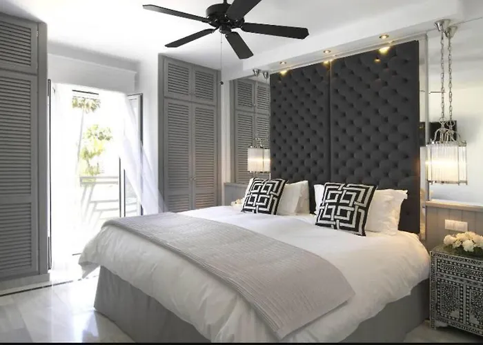 Villa Luxe, Puerto Banus, Marbella Estepona