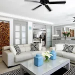 Luxe, Puerto Banus, Marbella * Estepona