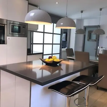 Luxe, Puerto Banus, Marbella